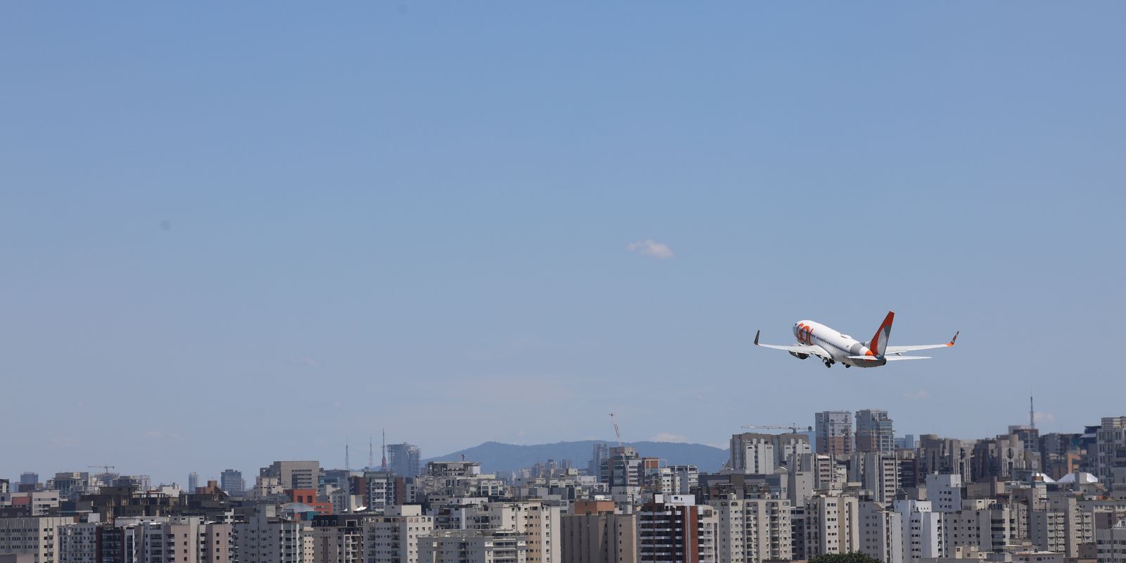 anac-estabelece-regras-mais-restritivas-para-aviacao-em-congonhas-(sp)
