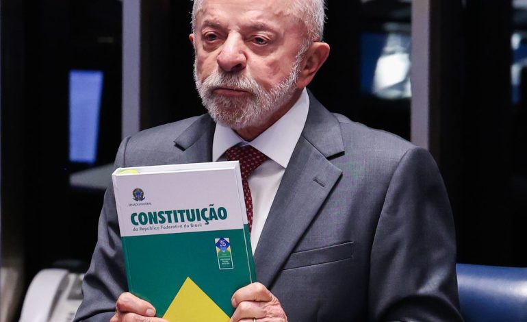 lula-faz-campanha-em-mg-e-celebra-fim-da-jornada-6×1
