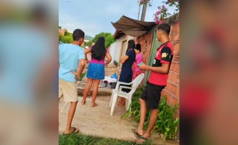 cidade-no-to-cria-pontos-de-distribuicao-de-agua-apos-seca-de-rios-|-g1