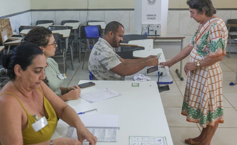 OEA acompanha denúncias de falta de ônibus no dia da eleição