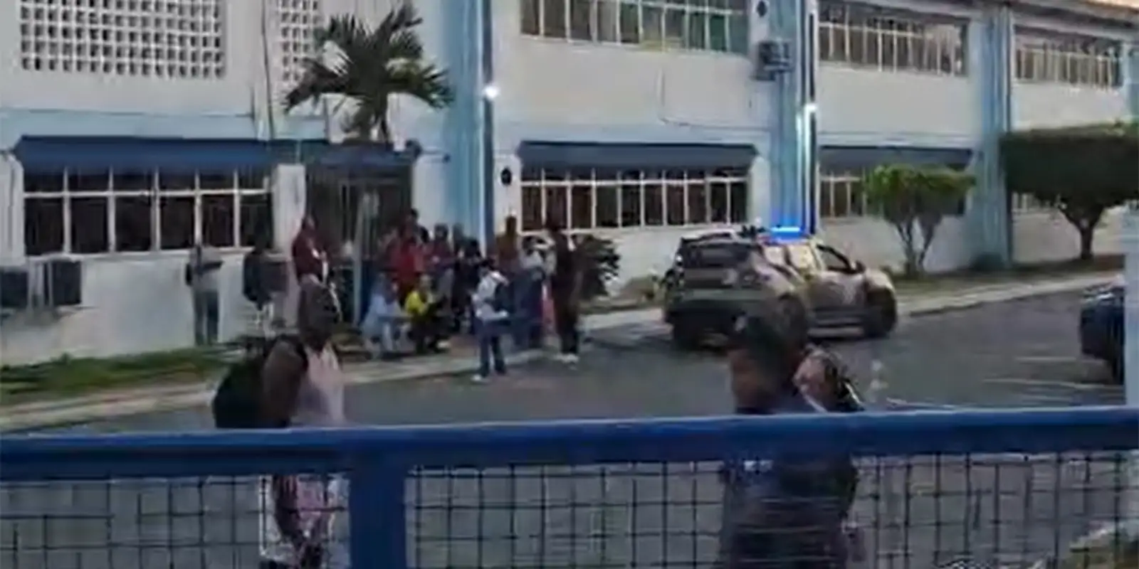 eleitores-relatam-urnas-fechadas-e-falta-de-transporte-em-salvador