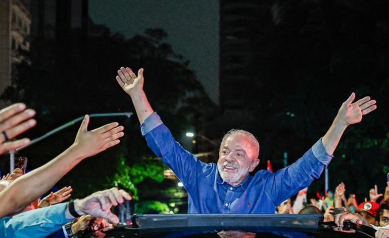 movimentos-indigenas-celebram-reeleicao-de-lula-e-cobram-demarcacoes-–-climainfo